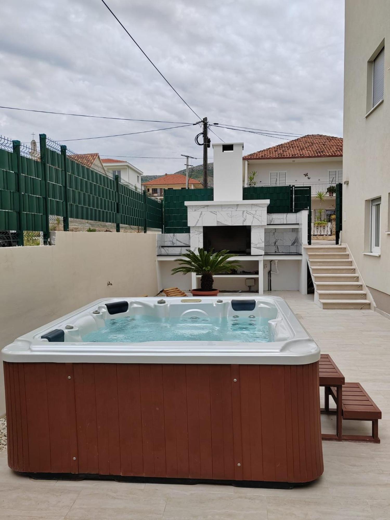 Apartment Miss Tina Trogir Exterior foto